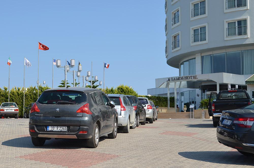 Lamos Resort Hotel & Convention Center Kumkuyu 外观 照片